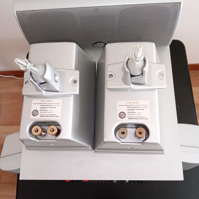 Active subwoofer com colunas US Blaster