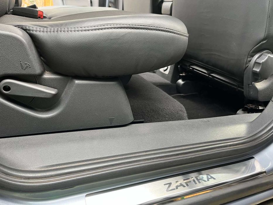 Opel  Zafira B 2008 р