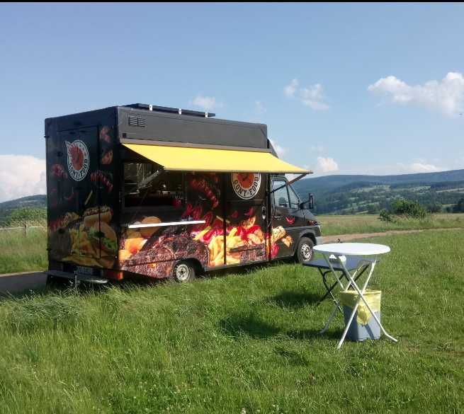 Food truck obsługa imprez okolicznościowych firmowych eventów