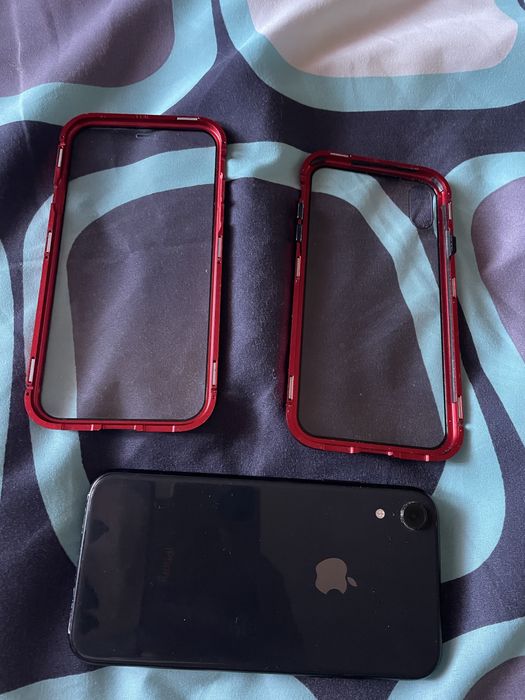 iPhone XR с двухсторонним бронерованным чехлом