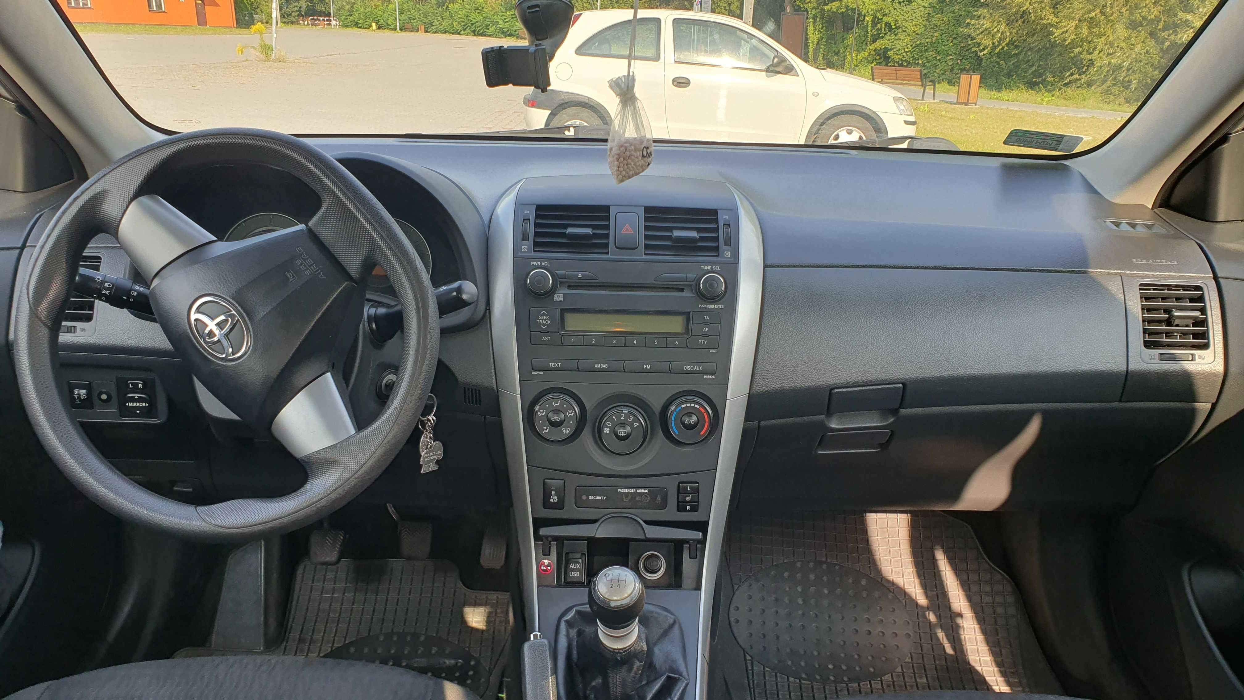 Toyota corolla 2010 1.4 D4D - osoba prywatna