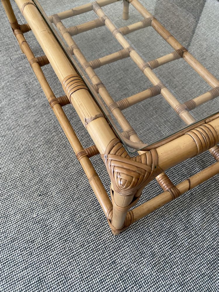 Mesa de centro em bambu