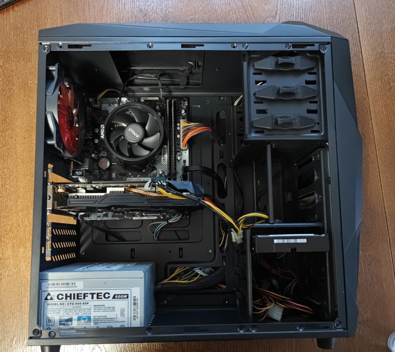 Ddr4 32gb | ryzen5 2600 | gtx 1060 6gb | ssd 256 + hdd 1tb