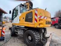 Liebherr A 914