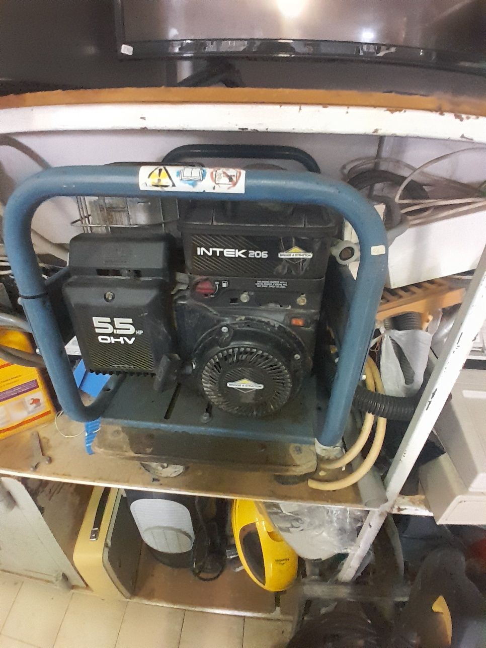 Gerador potente + compressor 250€