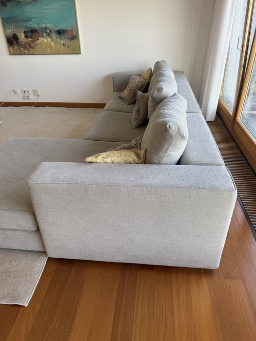 Sofá Laskasas - cor cinza