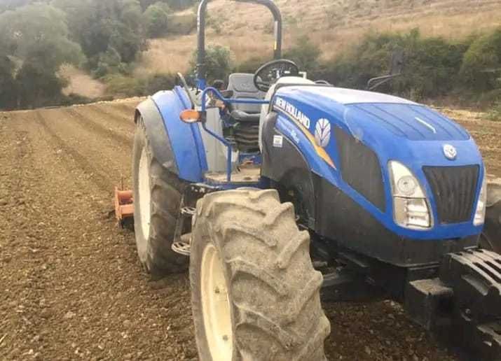 Trator New Holland