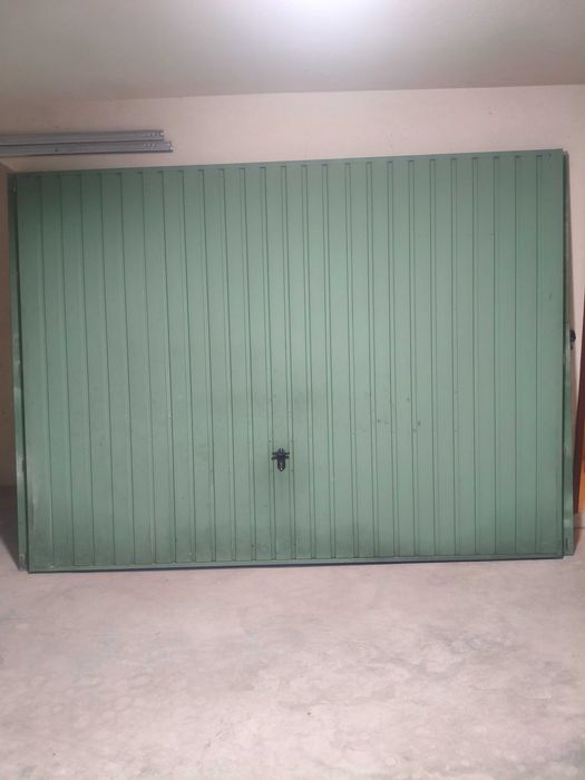 Portão de molas elevatório