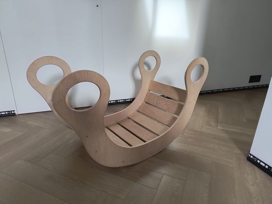 Duży Drewniany Bujak Montessori –Naturalna Zabawka dla Twojego Dziecka