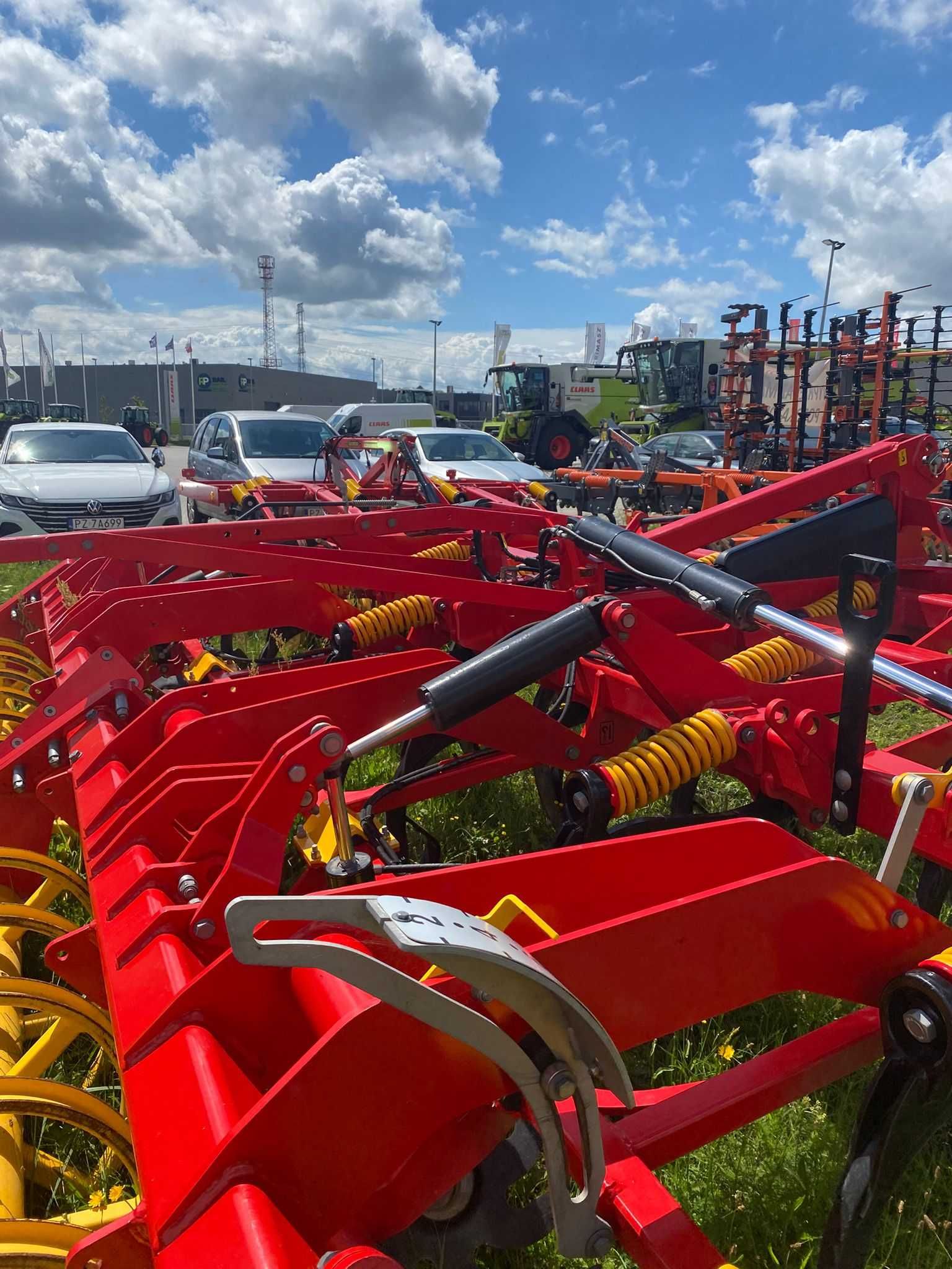 VADERSTAD Cultus 425 (demo)