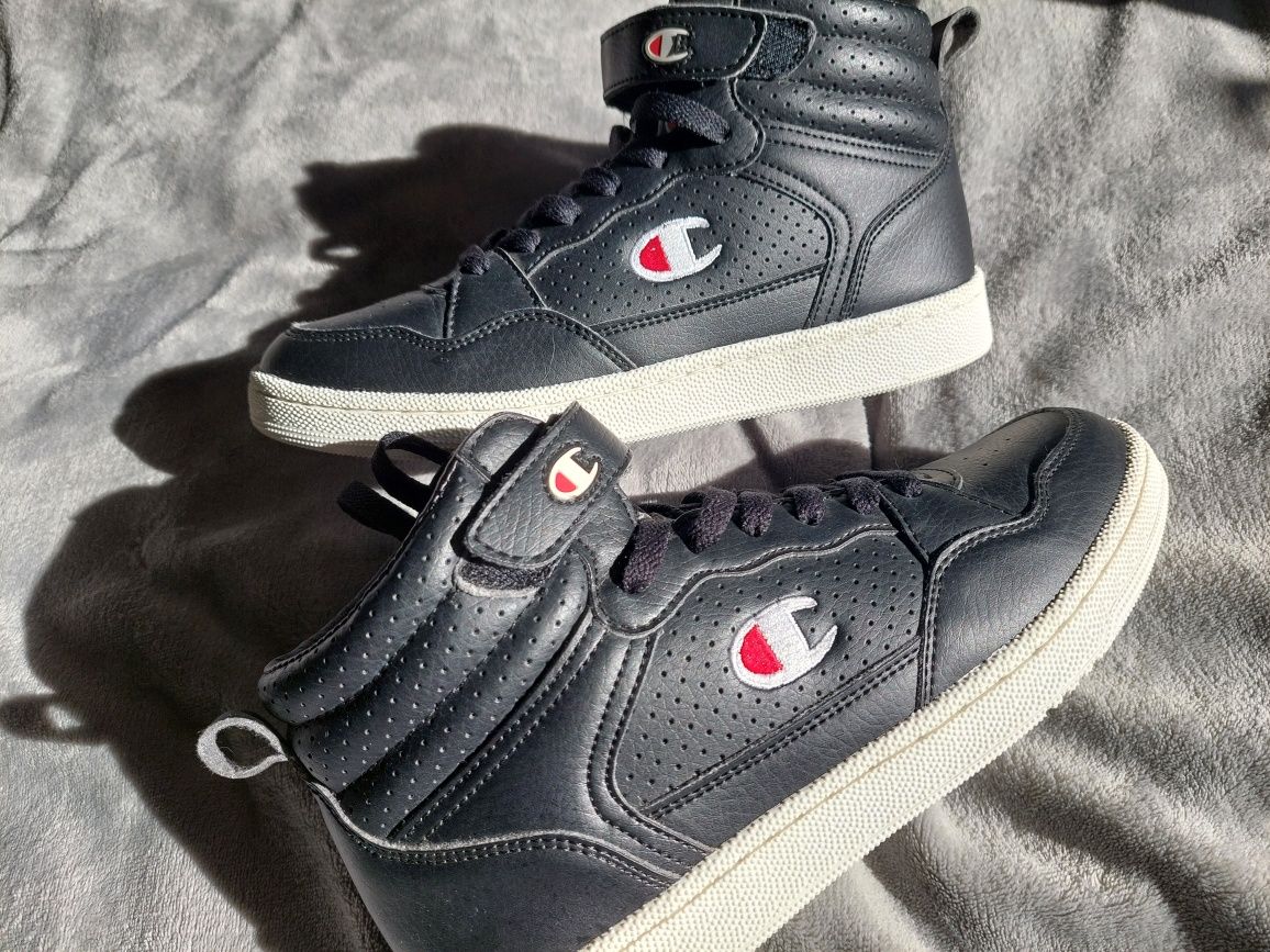 Buty chłopięce Champion r. 39