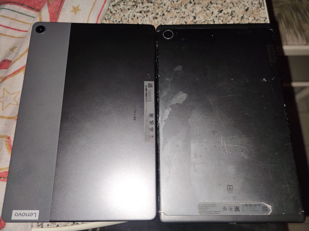 Vendo 2 tablets para peças