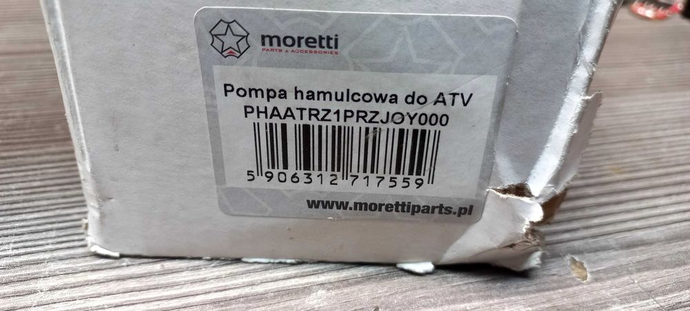 Klamka hamulca z pompą