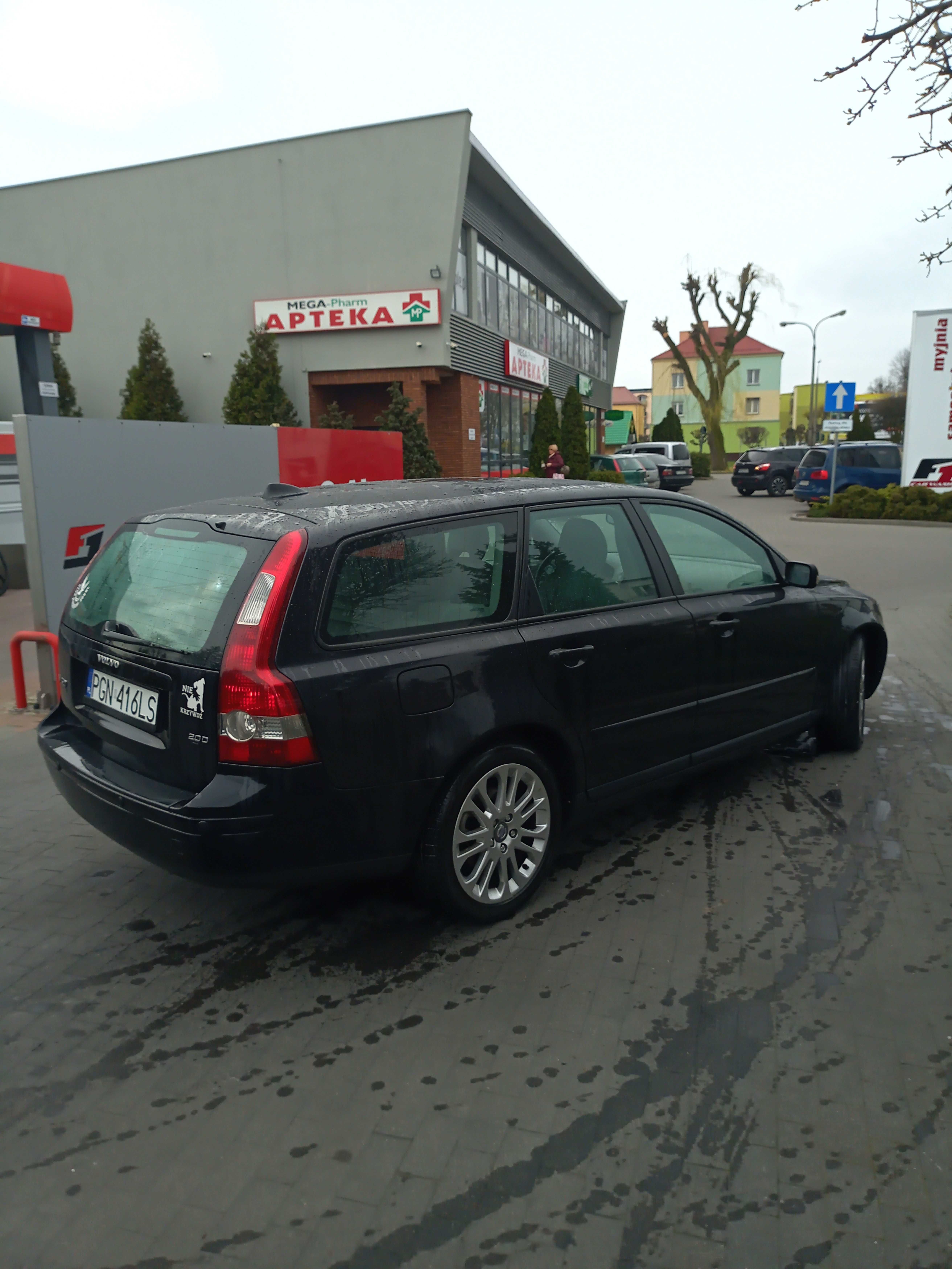 Sprzedam -zamienie z moją doplata Volvo  v50