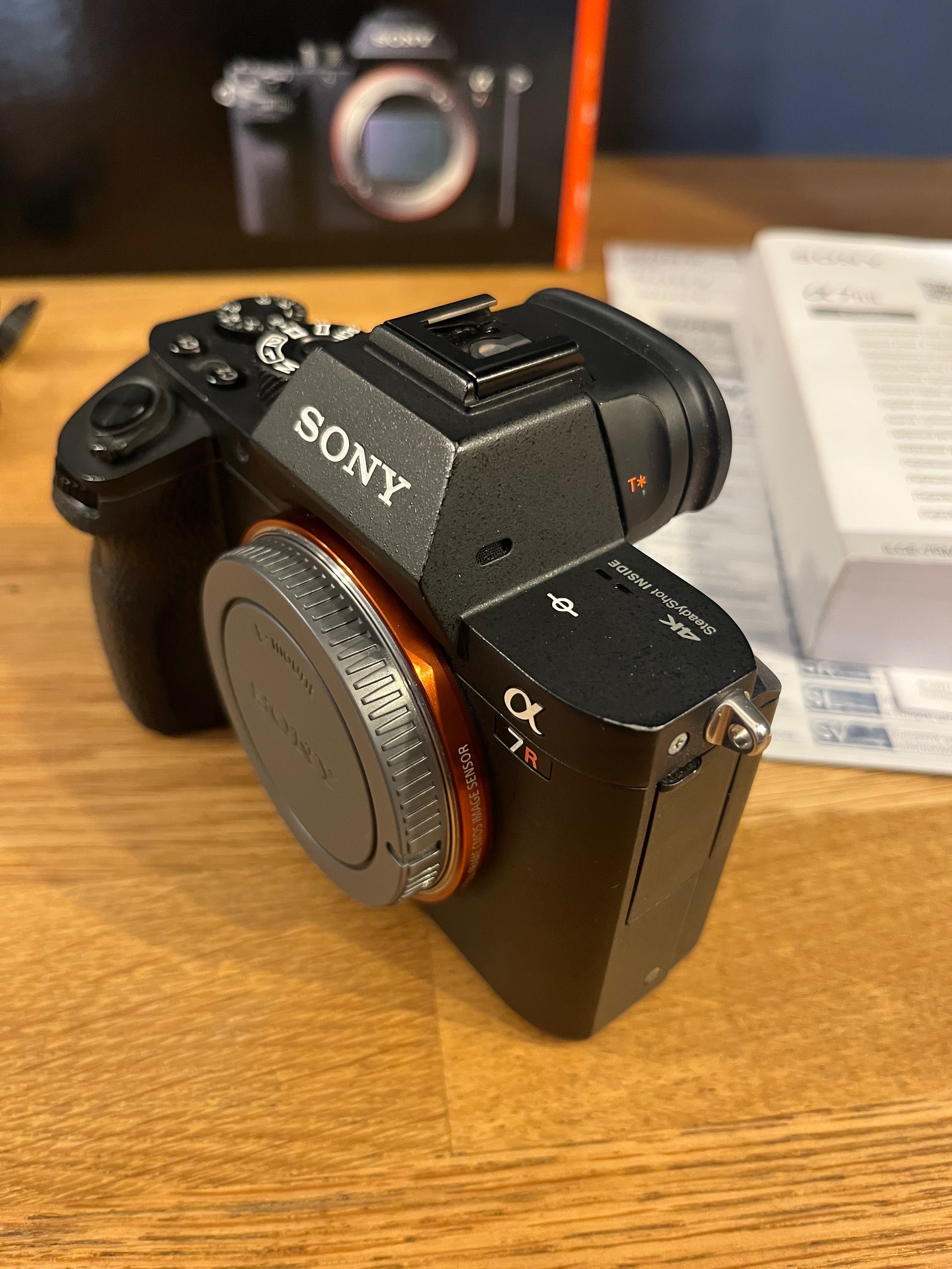 Camera Sony A7RII Apenas 7614 Clicks!