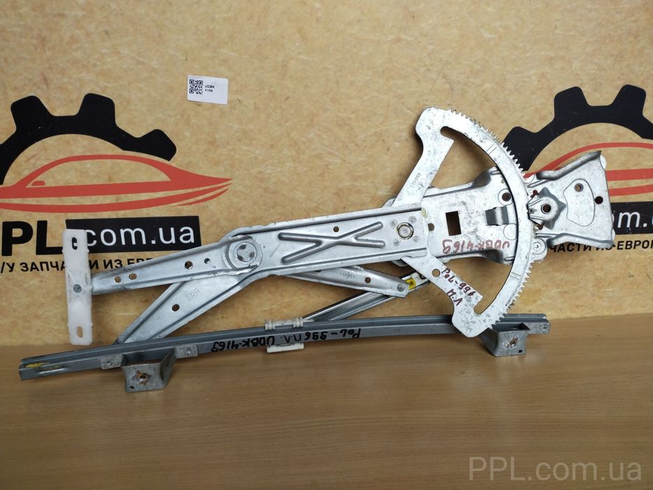 Opel Meriva A 2003-2010 стеклоподъемник передний левый 13230561