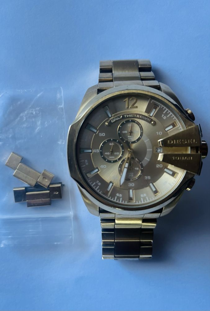 DIESEL- Relógio Mega Chief Gold