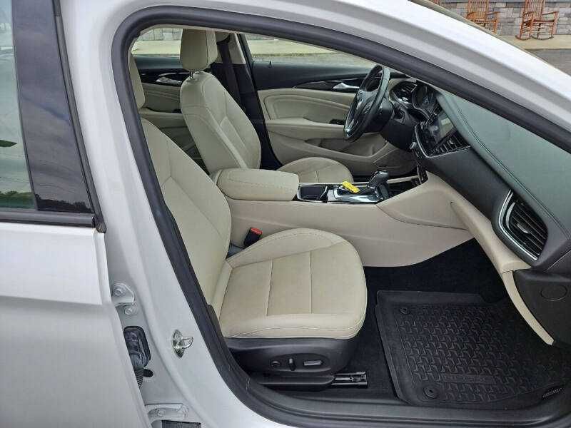 2018 Buick Regal TourX