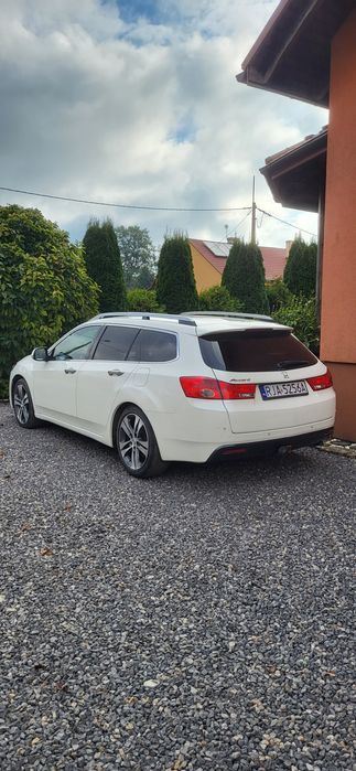 Honda Accord VIII 2.2 i-DTEC Executive

*Klimatyzacja 
*El szyby przód