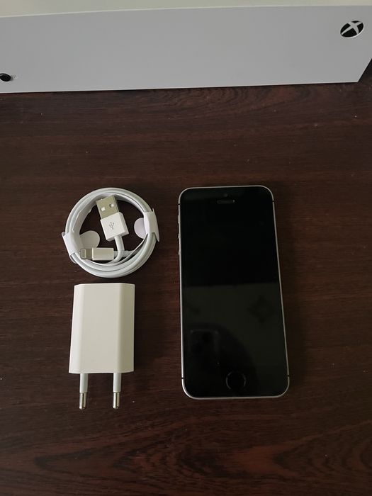 Iphone SE 64gb ……..