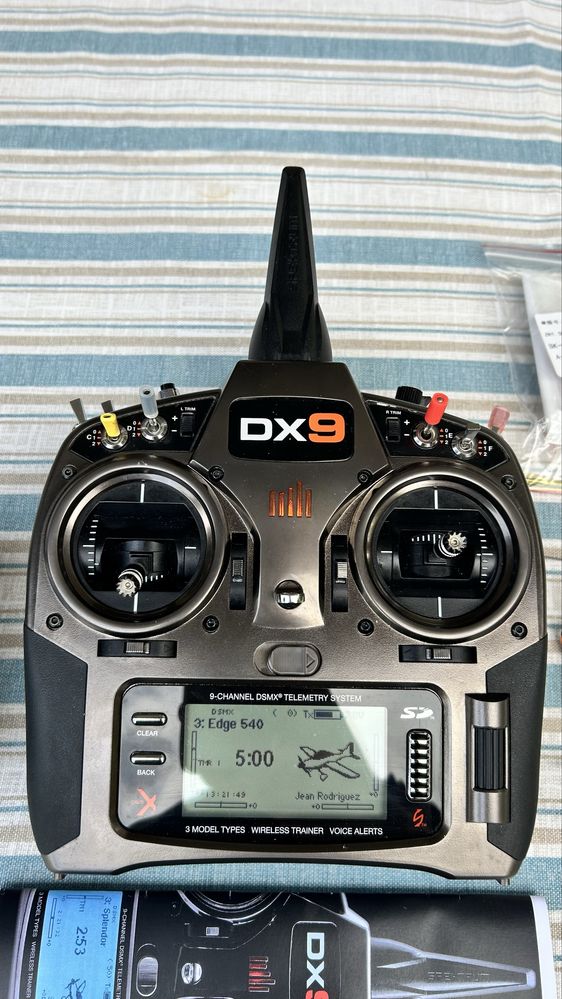 Rádio Spektrum DX9 + 3 Receptores AR8000 + 3 TM1000 com sensores