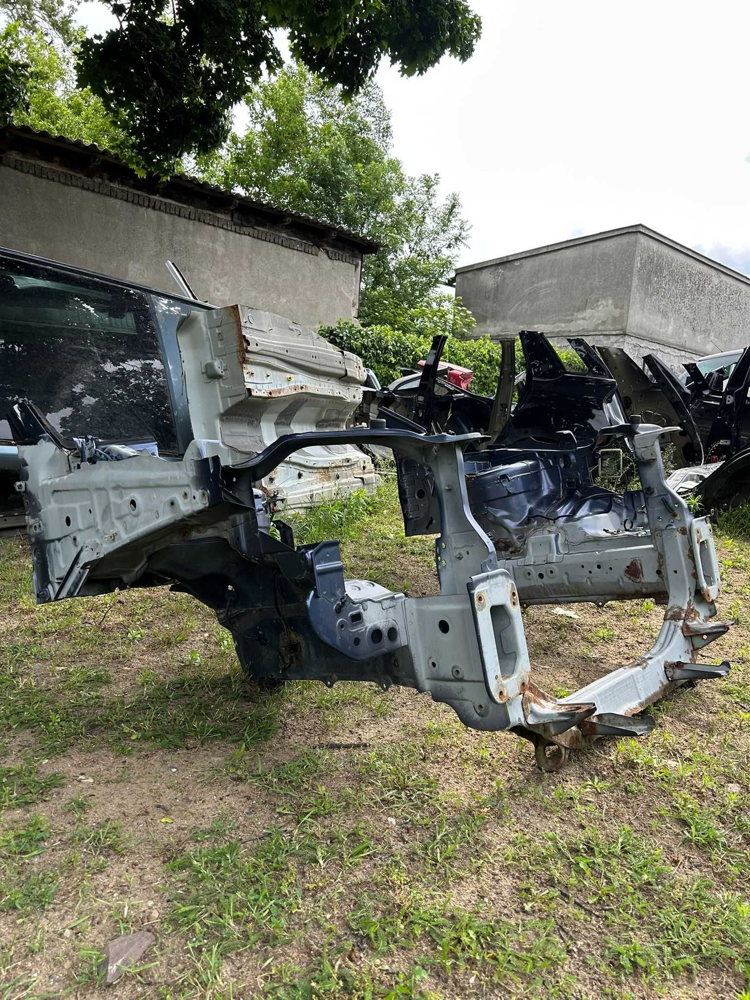 Ćwiartka podłużnica Peugeot 4007 Citroen C-Crosser Outlander T65