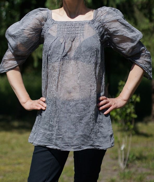 bluzka Hugo Boss przeźroczysta w paski  rękaw 3/4 jedwabna rozmiar 34