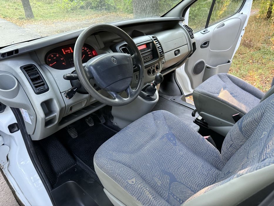 Продам  Renault Trafic 1.9 D Long