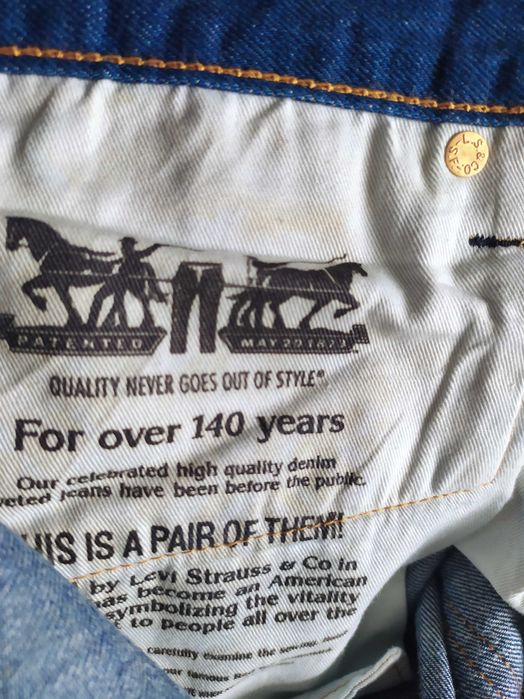 Jeansy Levi's Strauss