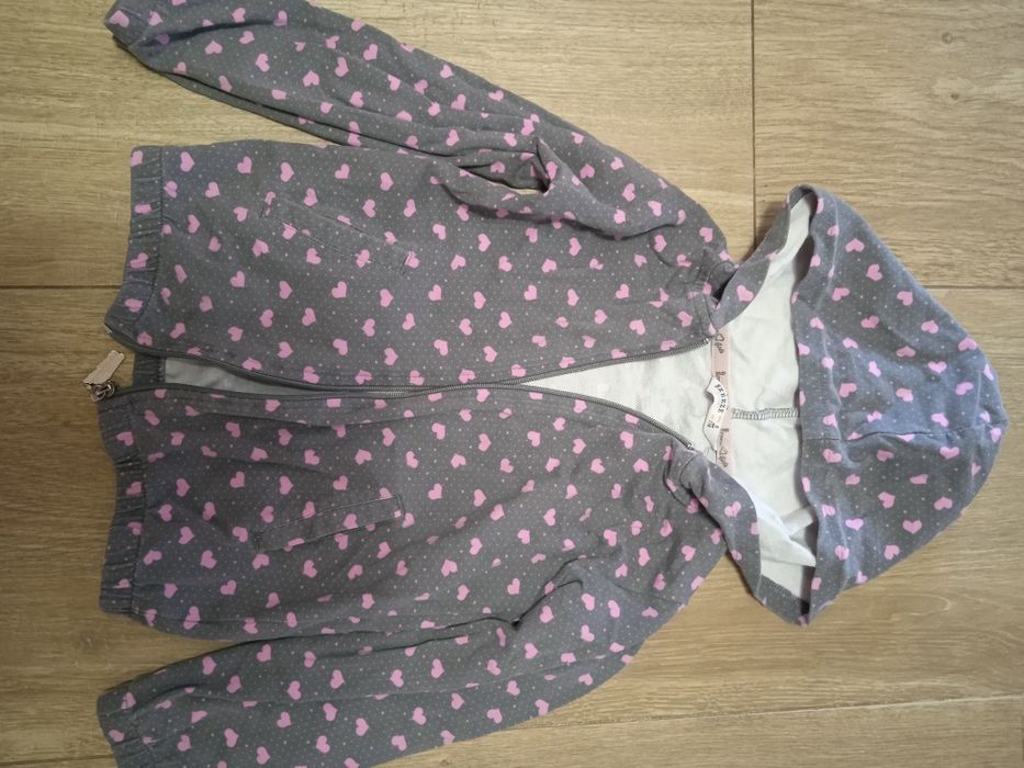 Śliczna bluza dla dziewczynki r. 116, 6 lat