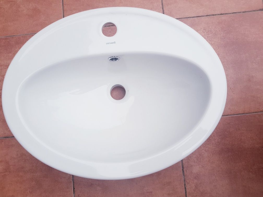 Umywalka ceramiczna wpuszczana w blat Calla 53.5 x 41 Z/O Cersanit