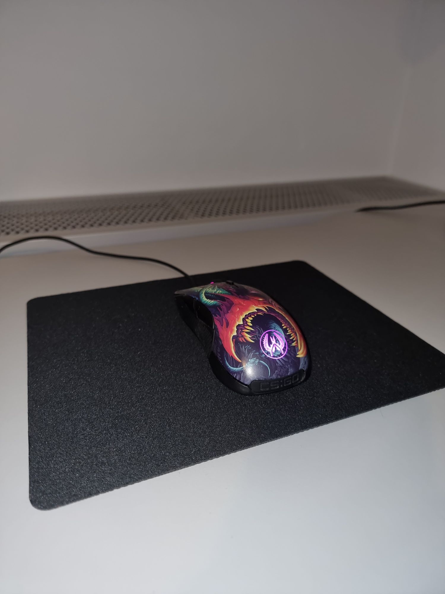 Rato Gaming Steelseries Rival 300 CS:GO - Edição exclusiva Hyper Beast