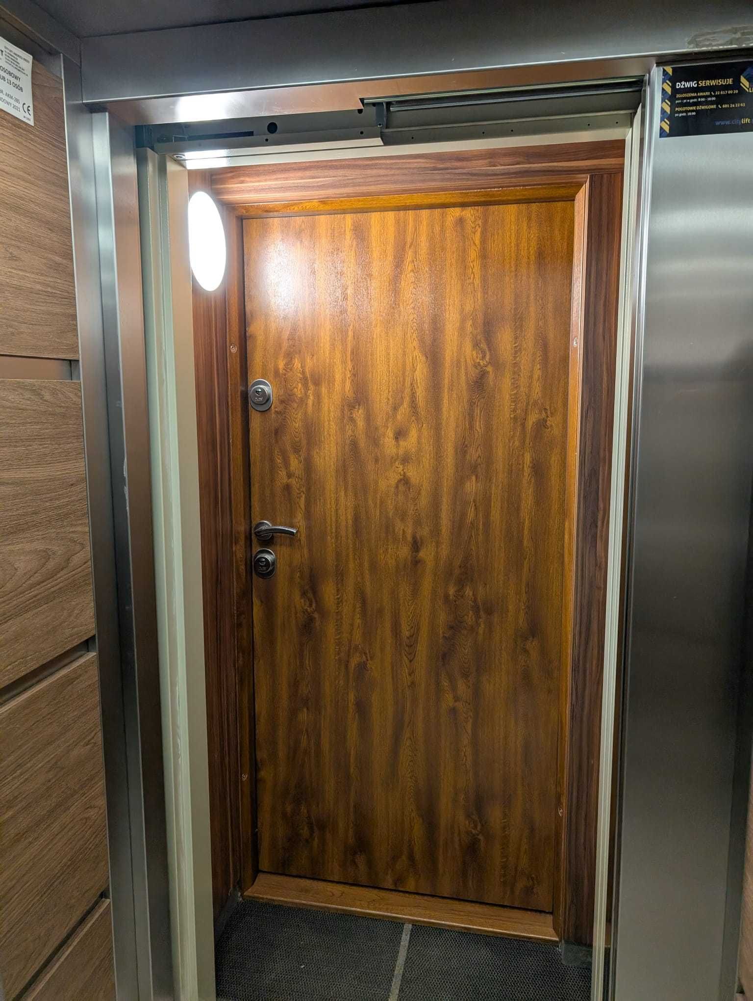 Wynajmę piękny ,umeblowany penthouse ,z tarasem na dachu.