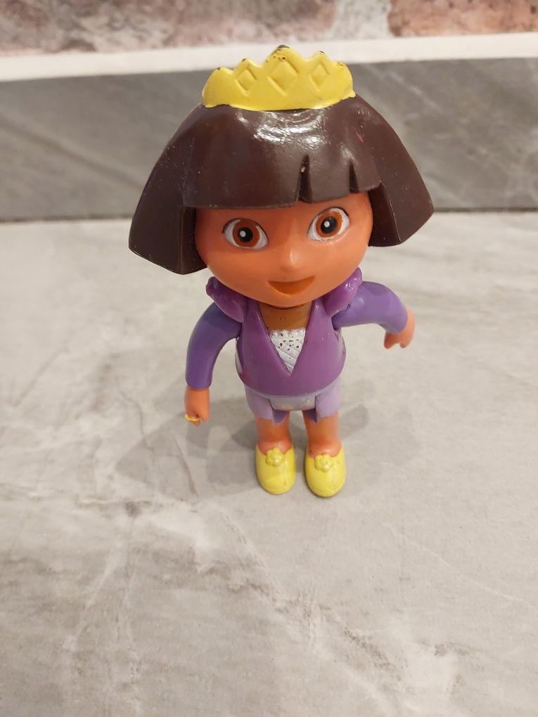 Figurka ruchoma Dora 10 cm Mattel