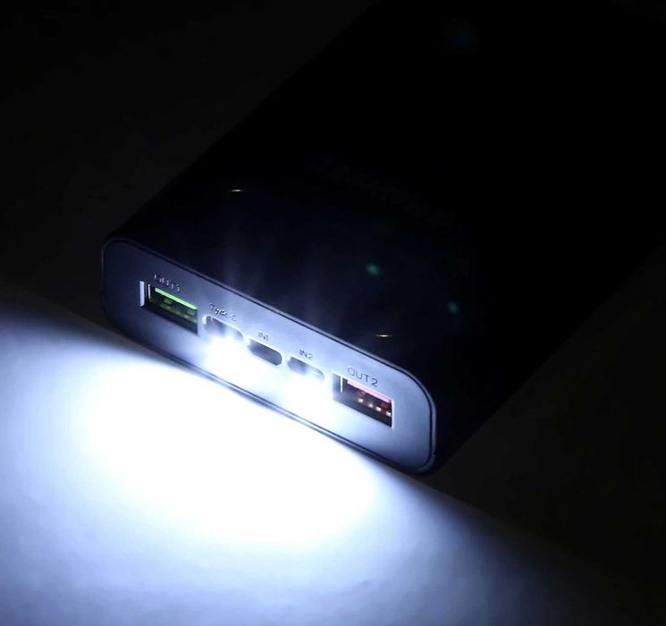 Powerbank HAWEEL z aku. Lit-jon 21700, 4 x 5000 mAh = 20000 mAh, QC4