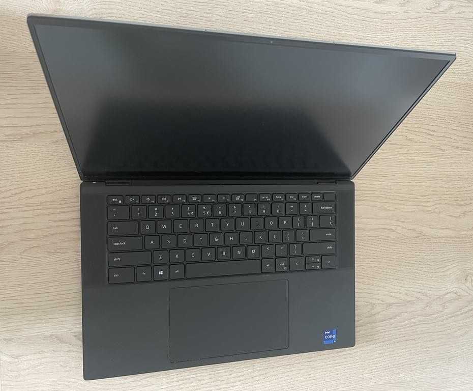 Dell Precision 5560 / i9-11950H / 64GB DDR4 / NVIDIA RTX A2000