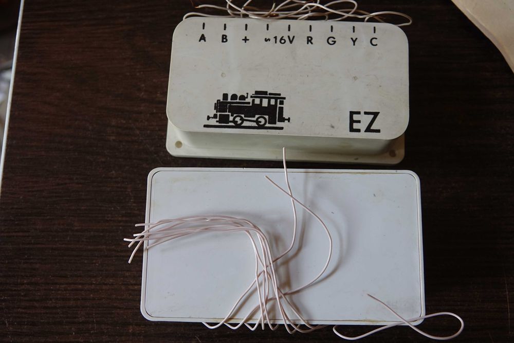 Kolejka PIKO układ sterowania do kolejek