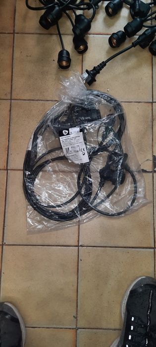 Cabo eletrico de Arraial 5 mts  com suportes E27 novo