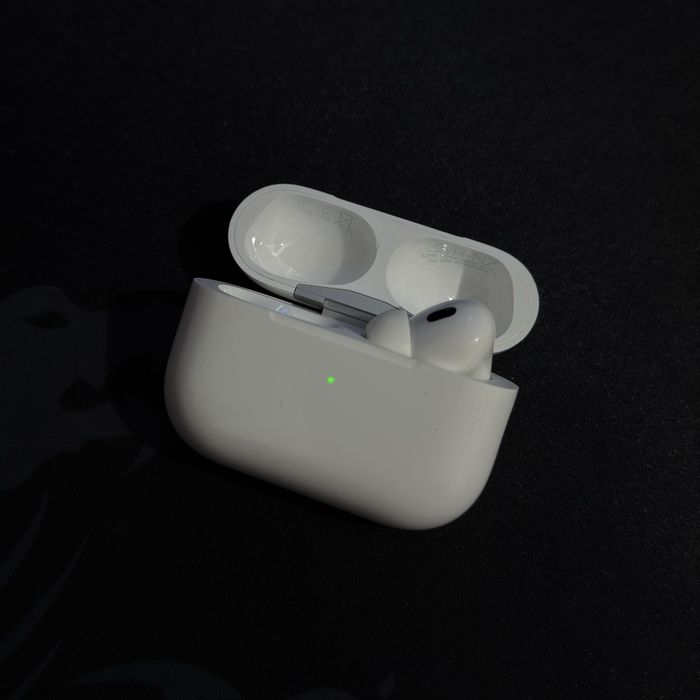 Słuchawki Apple AirPods Pro 2 (prawa słuchawka + etui MagSafe USB-C)