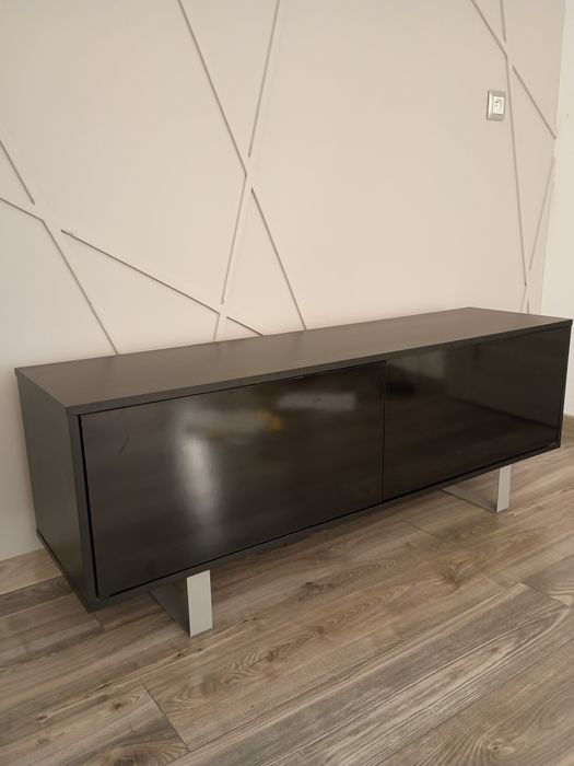 Szafka RTV czarna 140x53x36cm