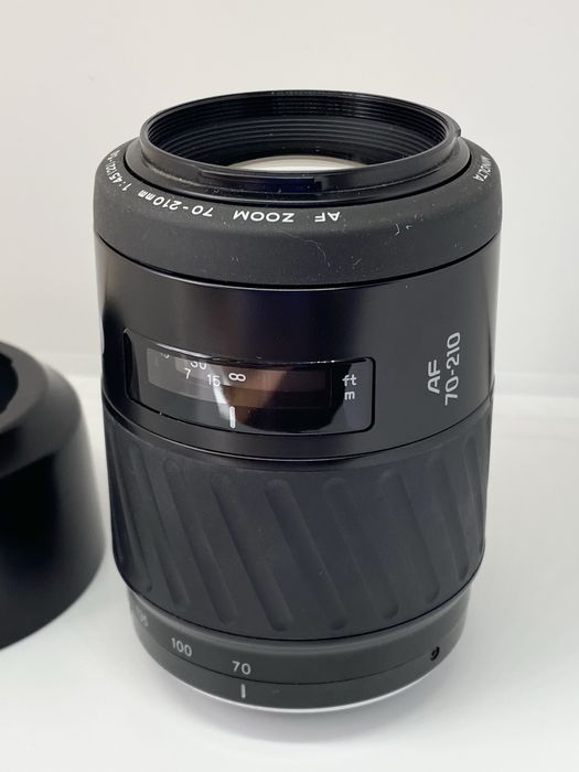 Объектив Minolta AF Zoom 70-210mm f/4.5-5.6 с блендой и крышками