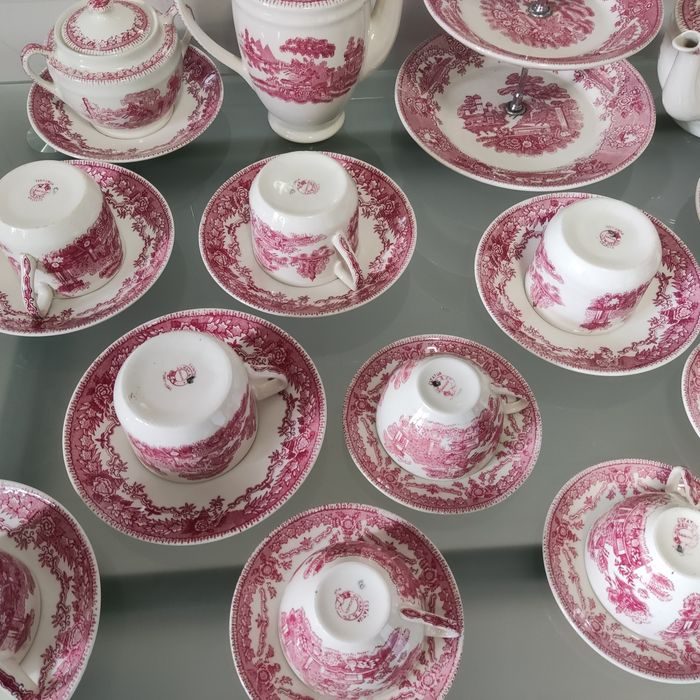 Conjunto de 38 peças serviço de Chá e Café antigo - Sacavém