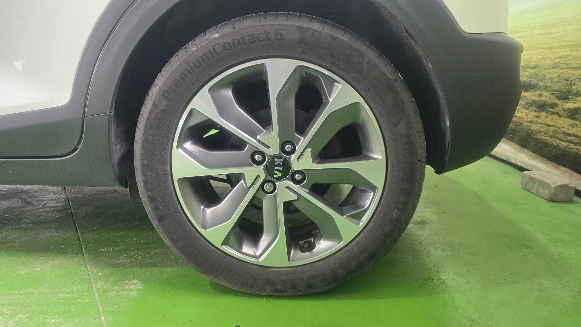 Kia Stonic 1.6 CRDI - Salvado