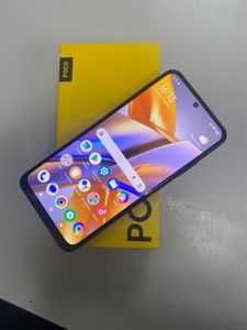 Смартфон Poco  Смартфон Poco