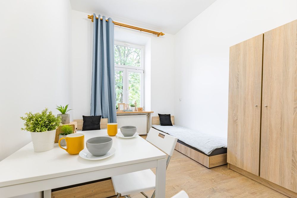 Nowe komfortowe KWATERY NOCLEGI dla FIRM Centrum obok "Metra"