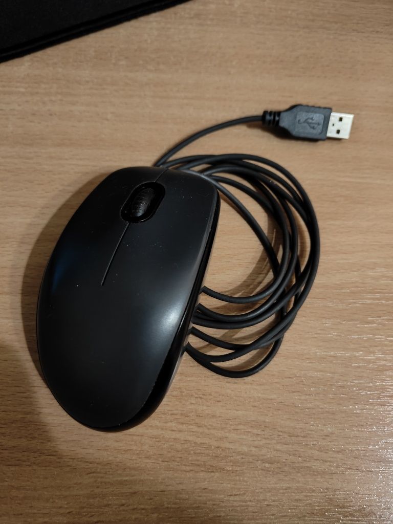 Миша Logitech M100 Usb Мишка оптична чорного кольору