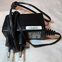 AC Adapter / UMEC