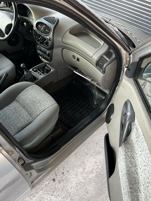 Продам лада калина 2007р (1.6 бензин)