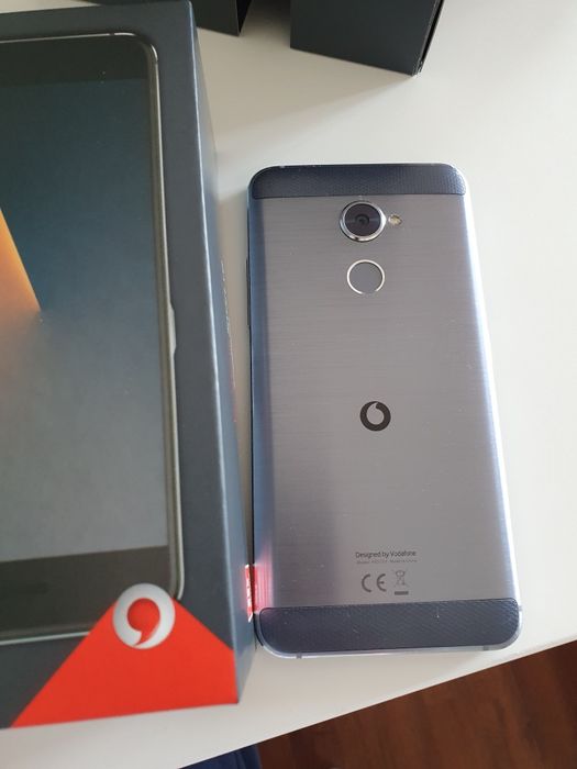 Vodafone Smart V8
