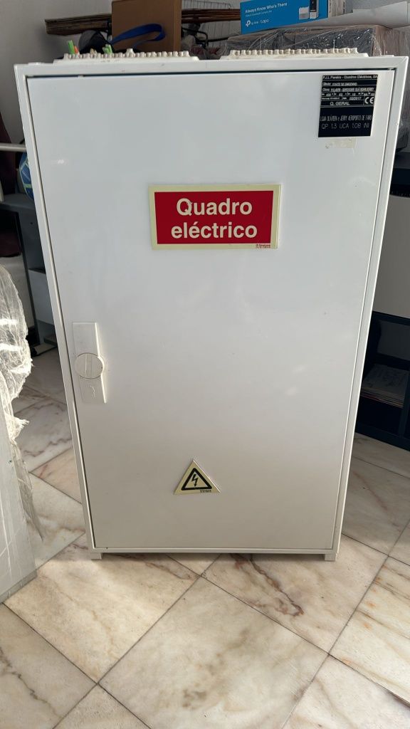 Quadro Elétrico trifásico completo